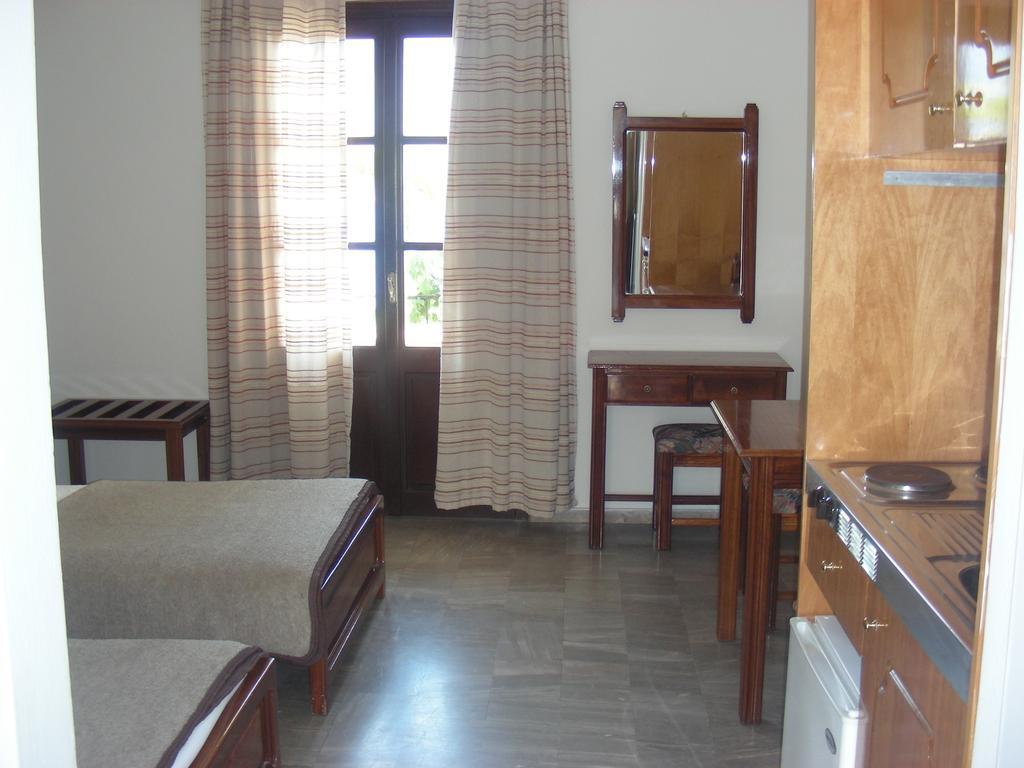 Hotel Porto Potha Telendos Bagian luar foto